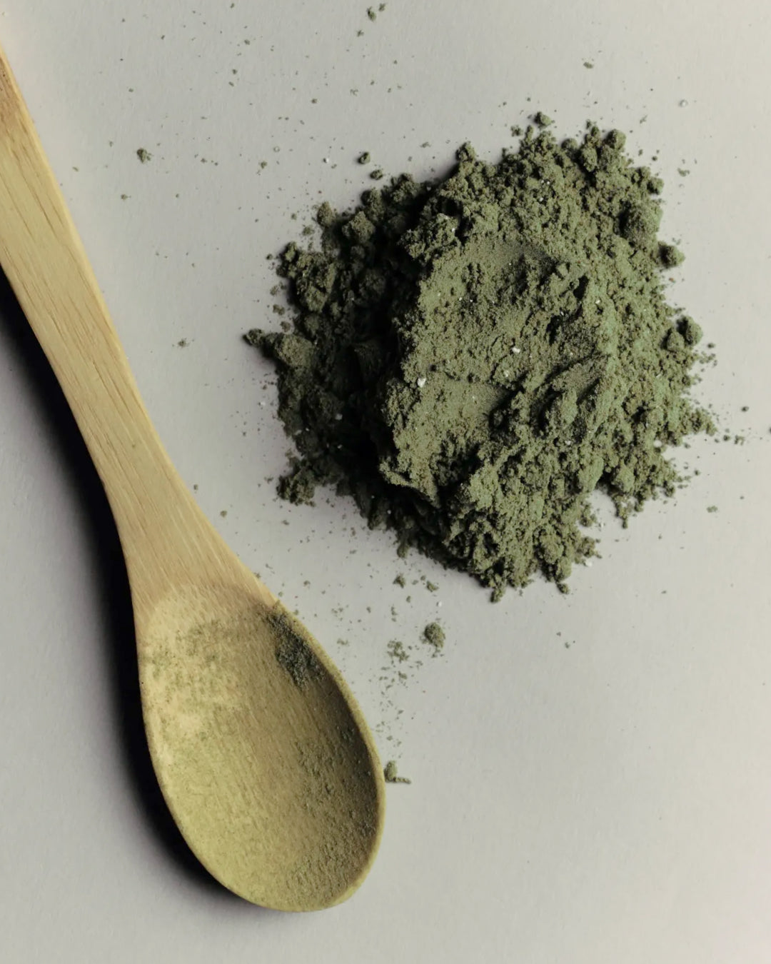 Are Daily Greens Essential for Women?