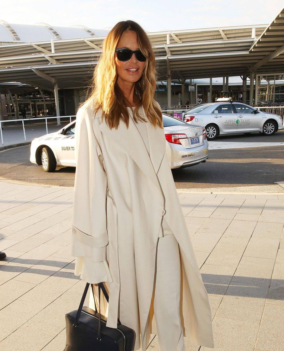 Here’s how you can overcome jet lag. Naturally.